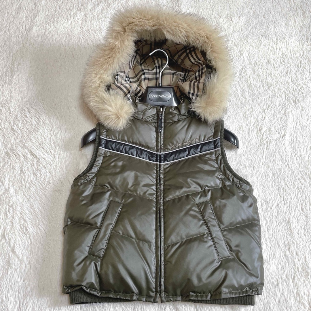 美品 BURBERRY ノバチェック ダウンベスト リバーシブル ファー 毛皮 美品 BURBERRY ノバチェック ダウンベスト リバーシブル ファー 毛皮
