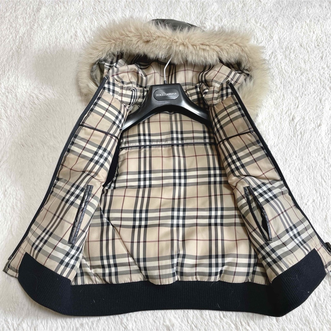 美品 BURBERRY ノバチェック ダウンベスト リバーシブル ファー 毛皮 美品 BURBERRY ノバチェック ダウンベスト リバーシブル ファー 毛皮
