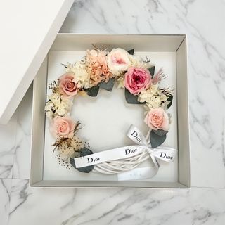 Dior(プリザーブドフラワー)のフリマアイテム一覧 Dior(プリザーブドフラワー)のフリマアイテム一覧