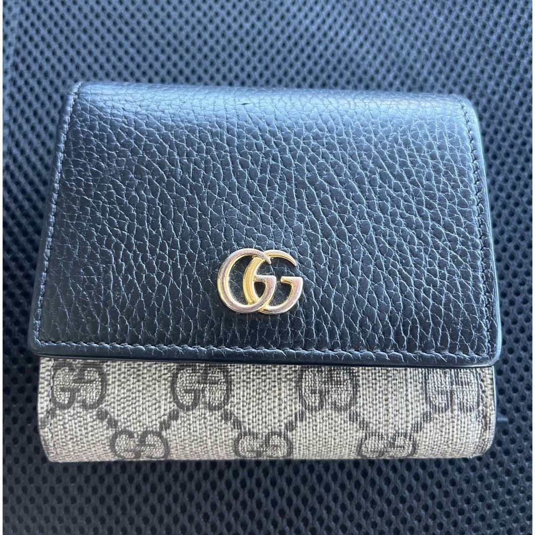 GUCCI GGパターン 三つ折り財布 黒 - 三つ折り財布 GUCCI GGパターン 三つ折り財布 黒 - 三つ折り財布