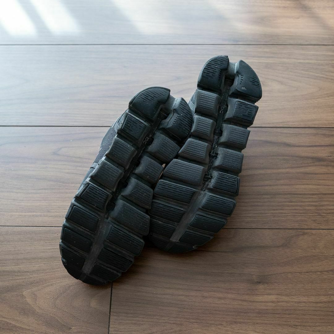 On - on |オン|Cloud 5 Waterproof|防水スニーカー|黒|22.5 On - on |オン|Cloud 5 Waterproof|防水スニーカー|黒|22.5