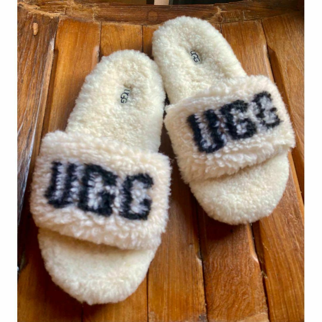 超激レア✨超美品✨23~23.5素足履✨UGG✨コゼッタ✨カーリー 超激レア✨超美品✨23~23.5素足履✨UGG✨コゼッタ✨カーリー
