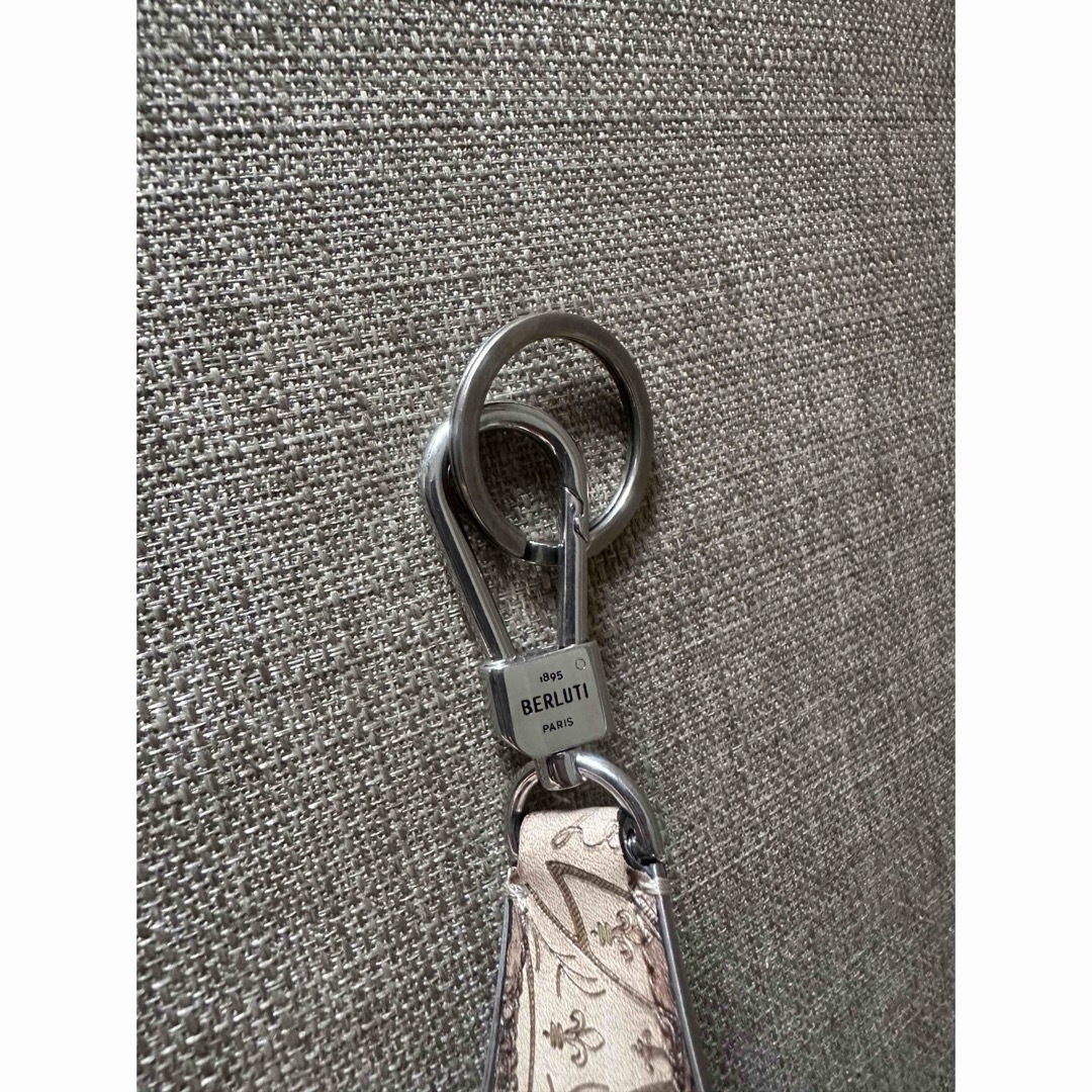 BERLUTI - 定価7,4万 ベルルッティ 靴べら キーホルダー オッソ BERLUTI - 定価7,4万 ベルルッティ 靴べら キーホルダー オッソ