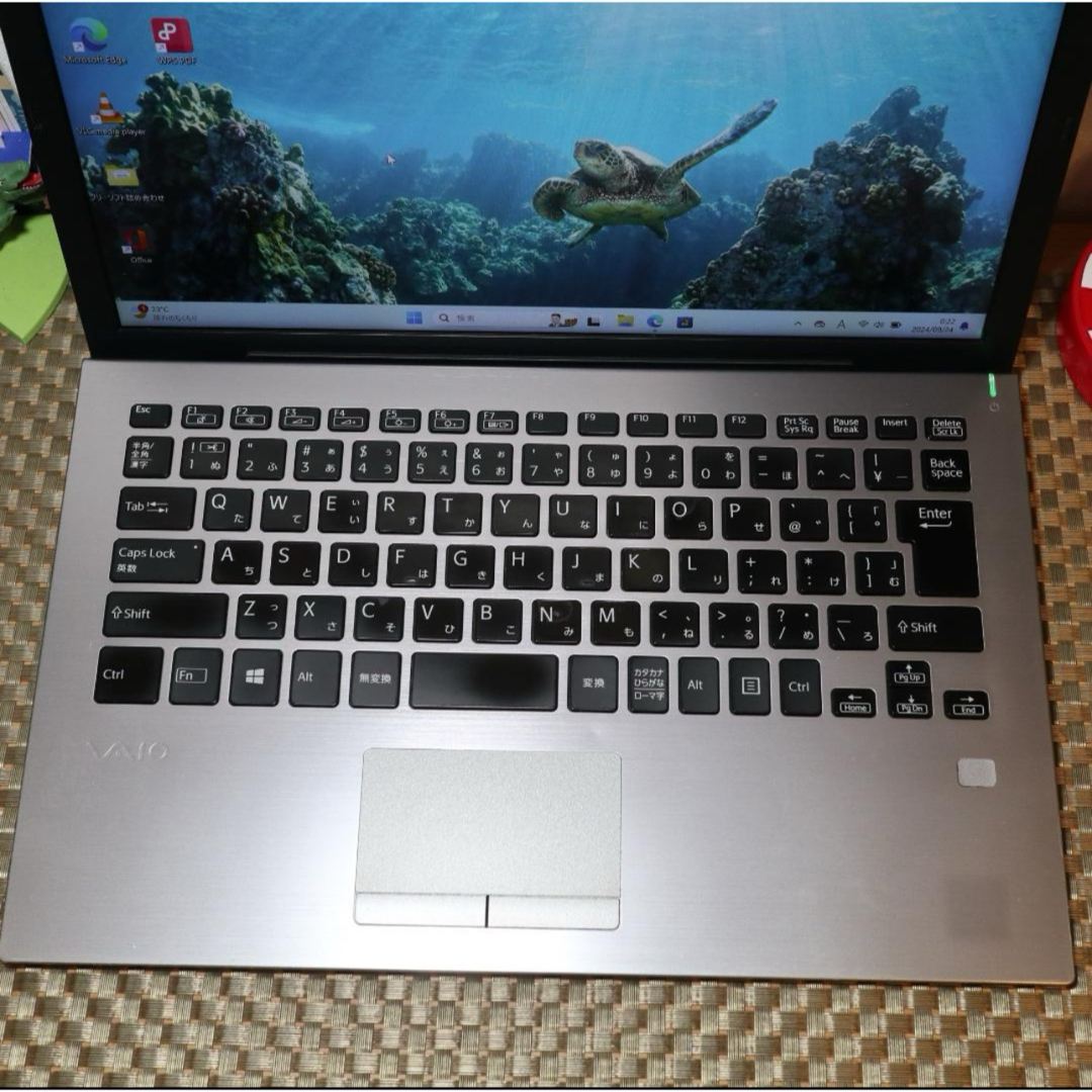 小型軽量VAIO!8世代Corei5/SSD/メ8G/FHD液晶/無線/カメラ 小型軽量VAIO!8世代Corei5/SSD/メ8G/FHD液晶/無線/カメラ