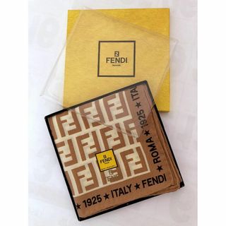 FENDI(バンダナ/スカーフ)のフリマアイテム一覧 FENDI(バンダナ/スカーフ)のフリマアイテム一覧