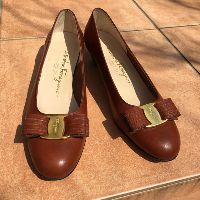 Salvatore Ferragamo(サルヴァトーレフェラガモ)のローファー革 23センチ レディースの靴/シューズ(ローファー/革靴)の商品写真