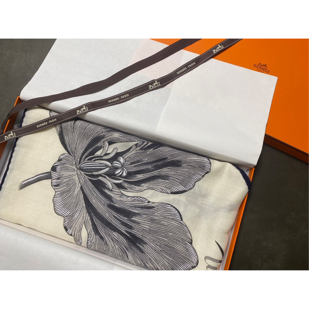 HERMES - HERMES カシシル 白 黒トライアングルジェアン HERMES - HERMES カシシル 白 黒トライアングルジェアン