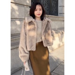 ánuans(毛皮/ファーコート)のフリマアイテム一覧 ánuans(毛皮/ファーコート)のフリマアイテム一覧