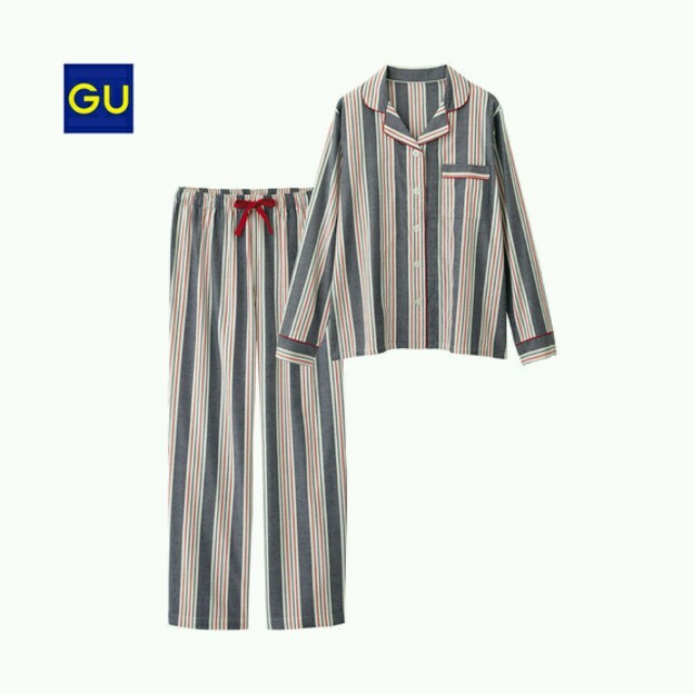 GU(ジーユー)の新品タグ付き★guマルチストライプパジャマM❤ネイビー❤ウエストリボン部屋着❤ レディースのルームウェア/パジャマ(パジャマ)の商品写真