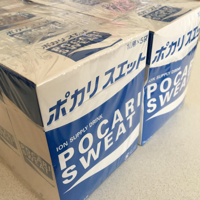 大塚製薬(オオツカセイヤク)のcoco.black 様専用  ポカリスエット 粉末 1L 25袋 食品/飲料/酒の飲料(ソフトドリンク)の商品写真