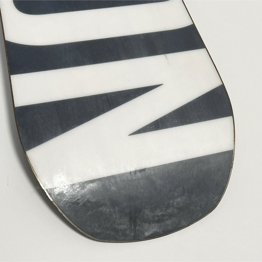 SALOMON - SALOMON THE WALL BY BANKSY 151cm スノボの通販 by SALOMON - SALOMON THE WALL BY BANKSY 151cm スノボの通販 by