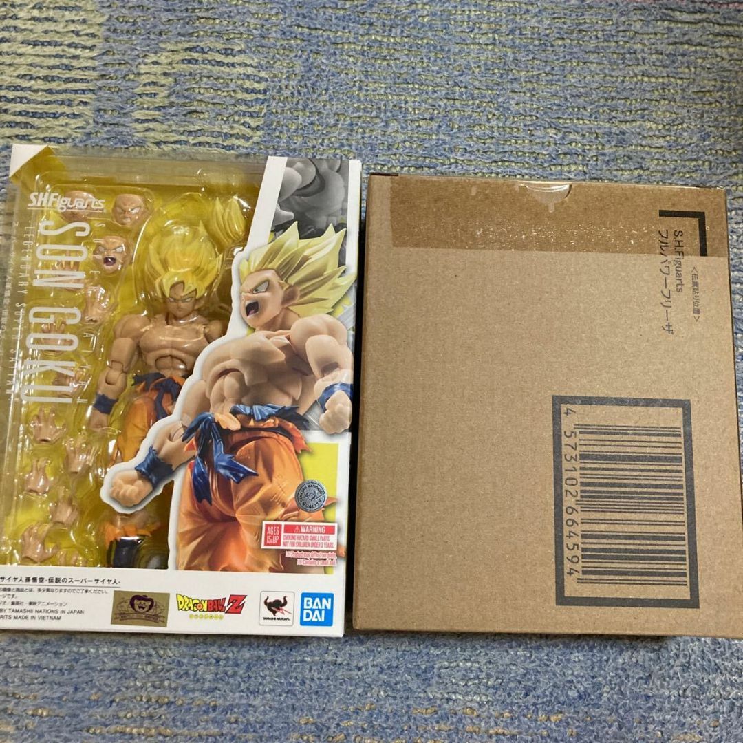 S.H.Figuarts スーパーサイヤ人孫悟空 フルパワーフリーザ S.H.Figuarts スーパーサイヤ人孫悟空 フルパワーフリーザ