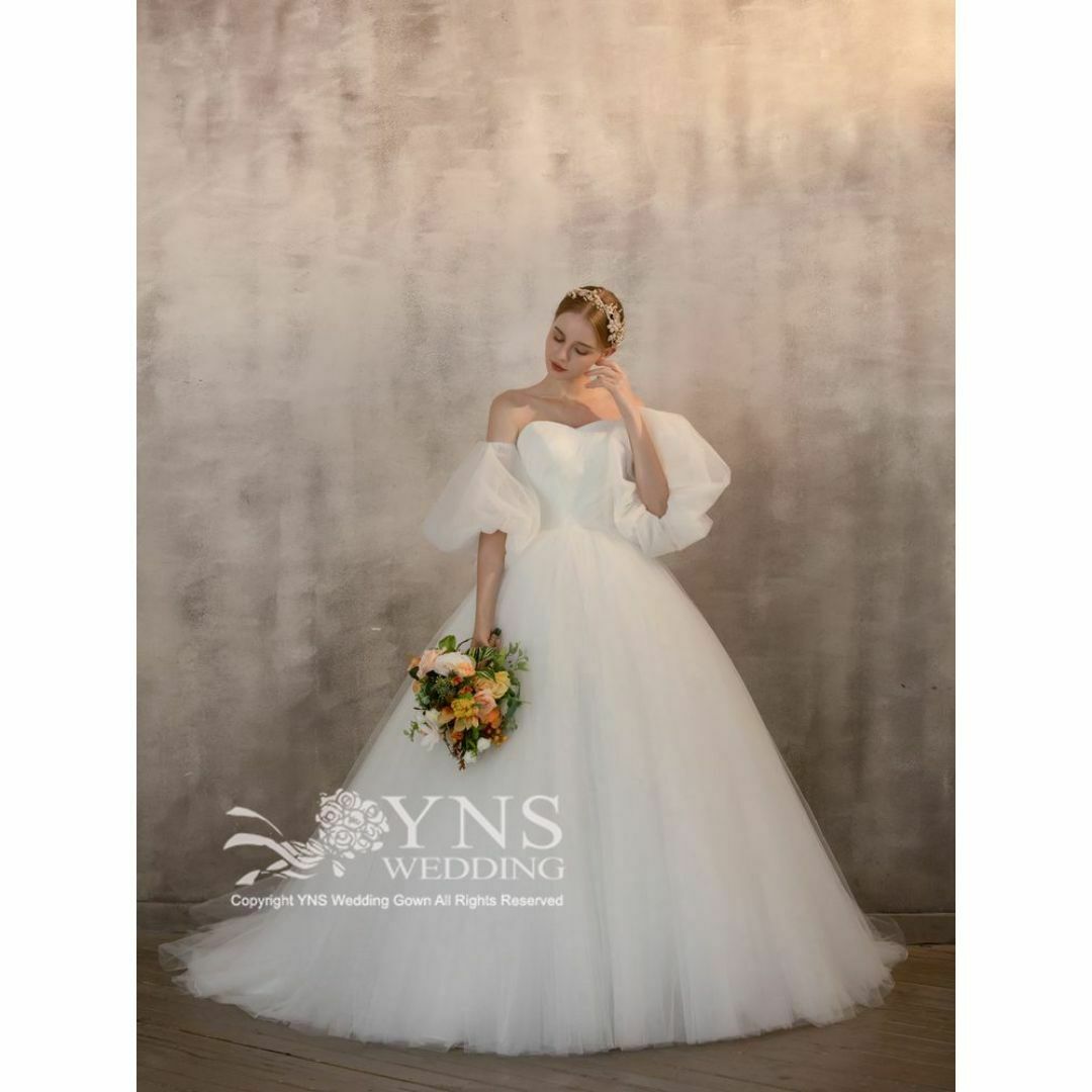 ウエディングドレス プリンセスライン ベアトップ ふわふわ袖 編み上げ 結婚式