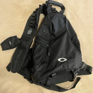 Oakley(ショルダーバッグ)のフリマアイテム一覧 Oakley(ショルダーバッグ)のフリマアイテム一覧