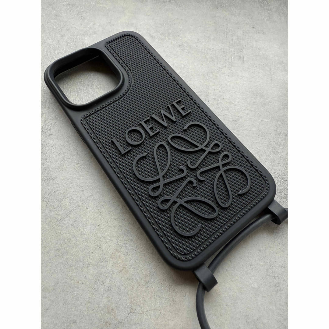 LOEWE - 美品•本物 LOEWE ロエベiPhone14ProMaxケースストラップ LOEWE - 美品•本物 LOEWE ロエベiPhone14ProMaxケースストラップ