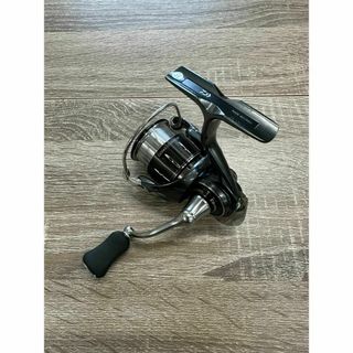 ★新品★ダイワ 24ルビアス LT2000S-H(リール)