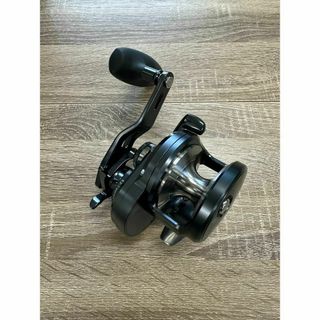 ★新品★シマノ オシアジガー Fカスタム 2000NRHG(リール)