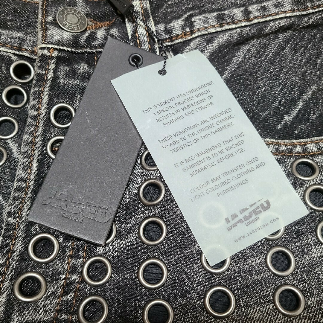 新品】JADED LONDON Puncture ジーンズ デニム 30 デニム/ジーンズ 新品】JADED LONDON Puncture ジーンズ デニム 30 デニム/ジーンズ