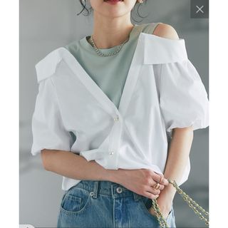 ラブティックボンボン(La boutique BonBon)の【女子力UP】カットソードッキングシャツ　オフショルダー(シャツ/ブラウス(半袖/袖なし))