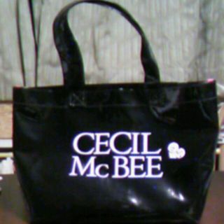 セシルマクビー(CECIL McBEE)のエナメルトートバッグ(トートバッグ)