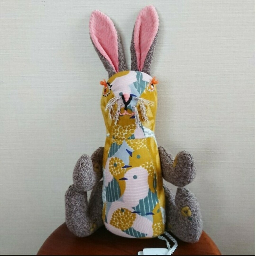 希少 人気カラー ミナペルホネン ナタリーレテ ウサギのPOMPON 希少 人気カラー ミナペルホネン ナタリーレテ ウサギのPOMPON