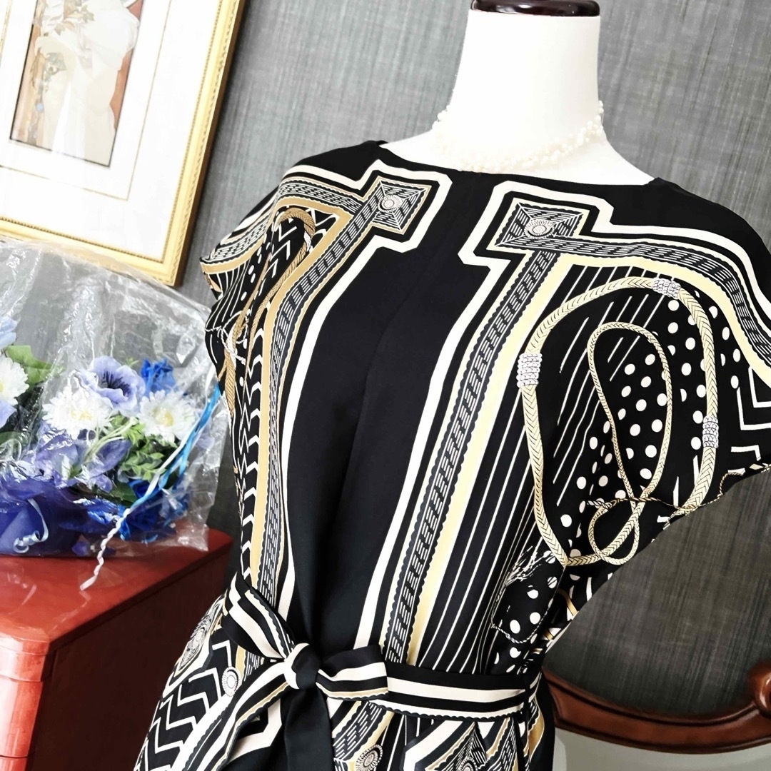 HERMES - 未使用 HERMES エルメス 2023 シルク ドット HERMES - 未使用 HERMES エルメス 2023 シルク ドット