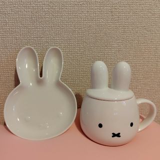 ミッフィー(miffy)のミッフィー  耳つき蓋 マグカップ/ダイカットプレートS(ホワイト)(キャラクターグッズ)