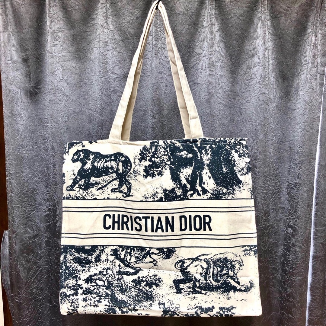 Dior - Dior ディオール トワルドゥジュイ ノベルティ トート Dior - Dior ディオール トワルドゥジュイ ノベルティ トート
