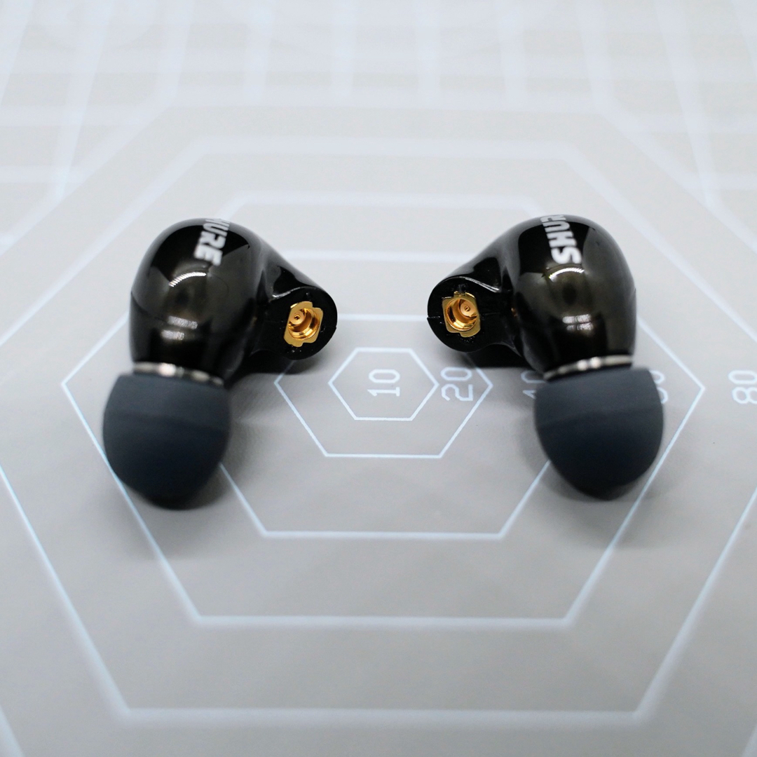 DIY SE846 純正希少BA使用 (100%良い評価12BA) ブラックの通販 DIY SE846 純正希少BA使用 (100%良い評価12BA) ブラックの通販