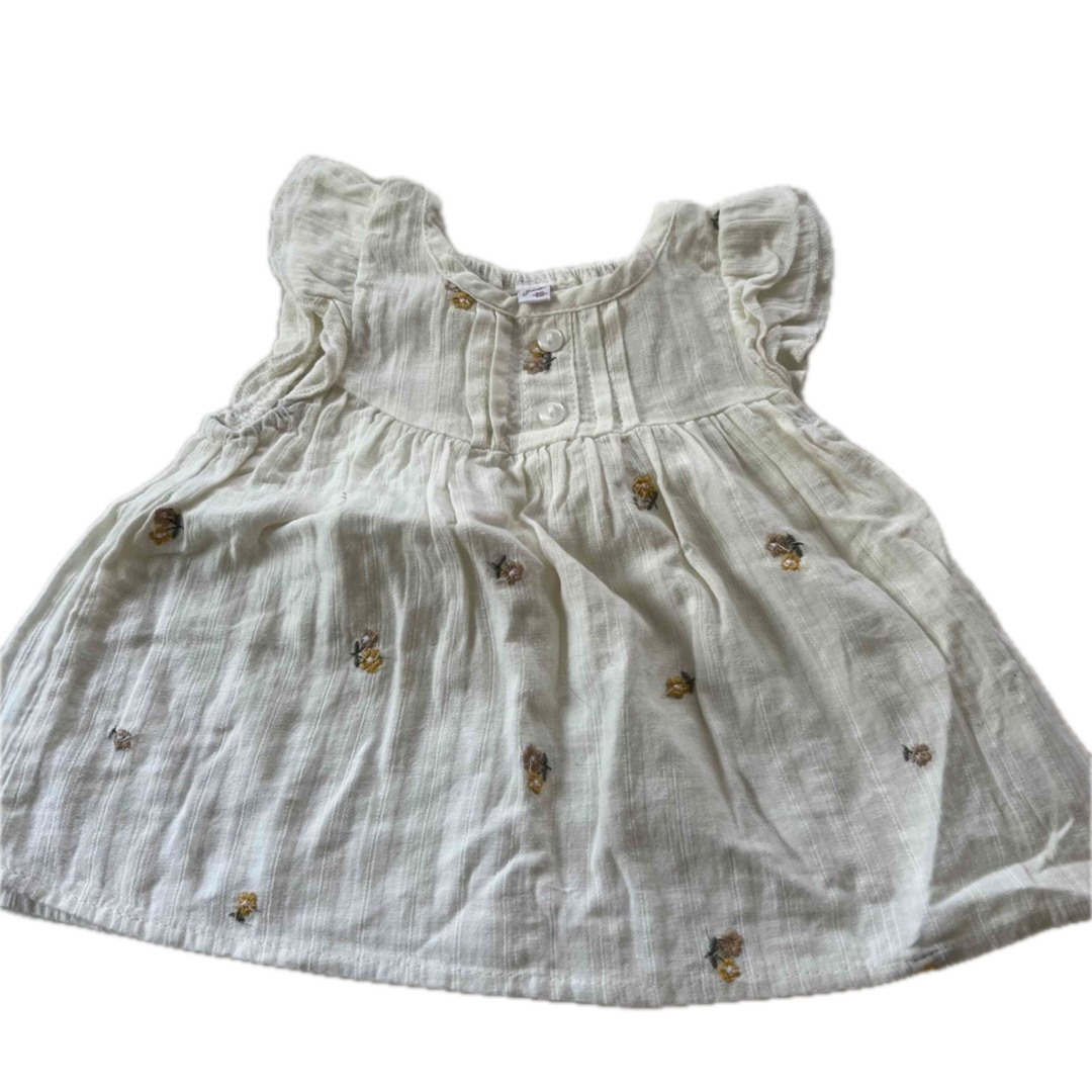 ノースリーブ チュニックブラウス　花柄 キッズ/ベビー/マタニティのベビー服(~85cm)(シャツ/カットソー)の商品写真