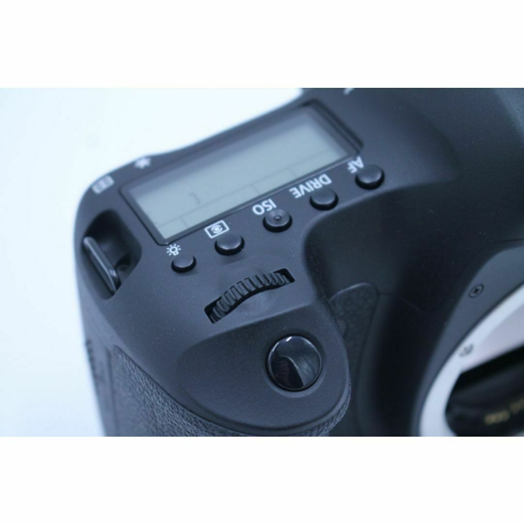 Canon - シャッター回数1342回!□ほぼ新品□ CANON EOS 6D Canon - シャッター回数1342回!□ほぼ新品□ CANON EOS 6D
