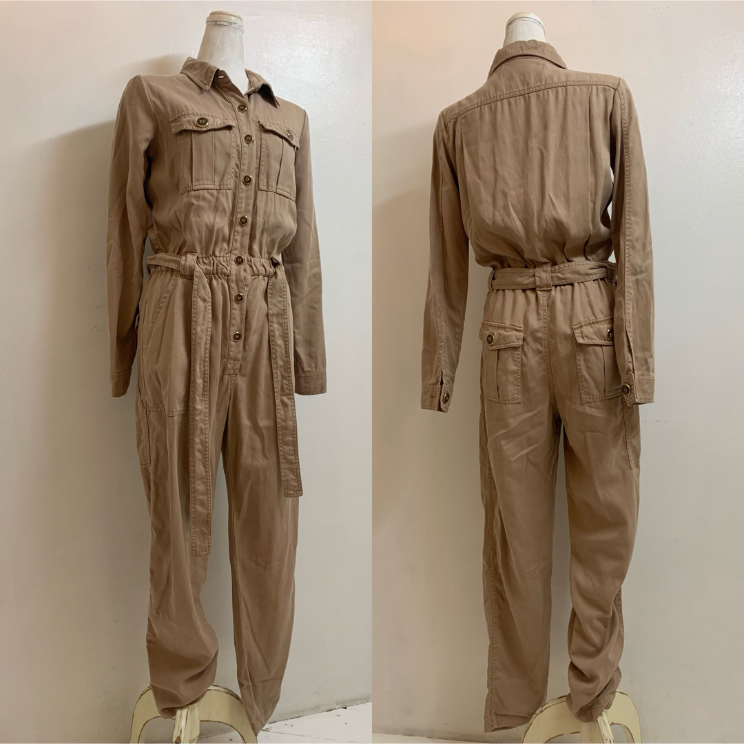 ELISABETTA FRANCHI ITALY製 ジャンプスーツ ベージュ系 ELISABETTA FRANCHI ITALY製 ジャンプスーツ ベージュ系