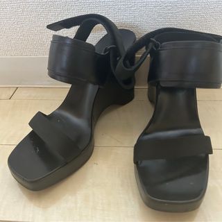 GUCCI(厚底 ・ サンダル)のフリマアイテム一覧 GUCCI(厚底 ・ サンダル)のフリマアイテム一覧