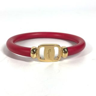 Salvatore Ferragamo(ゴールド/金色系)のフリマアイテム一覧 Salvatore Ferragamo(ゴールド/金色系)のフリマアイテム一覧