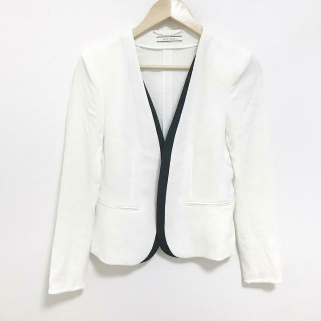 BEIGE,ベイジ ノーカラージャケット 白色 延びれ BEIGE,ベイジ ノーカラージャケット 白色 延びれ