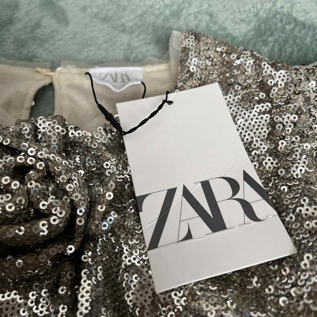 ZARA - スパンコール ドレス ZARA 140cmの通販 by GOLD だるま ZARA - スパンコール ドレス ZARA 140cmの通販 by GOLD だるま