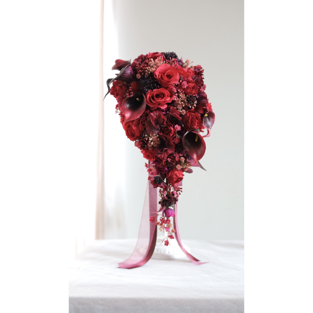 赤薔薇 キャスケードブーケ ブートニアセット ウェディング 赤薔薇 キャスケードブーケ ブートニアセット ウェディング