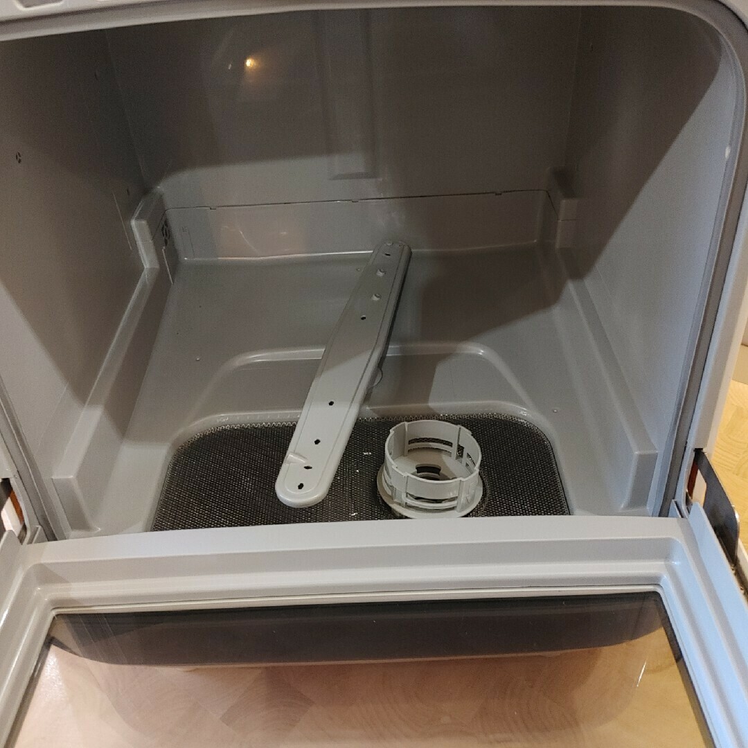 エスケイジャパン 2019年製 食器洗い乾燥機 SDW-J5L T115879 エスケイジャパン 2019年製 食器洗い乾燥機 SDW-J5L T115879