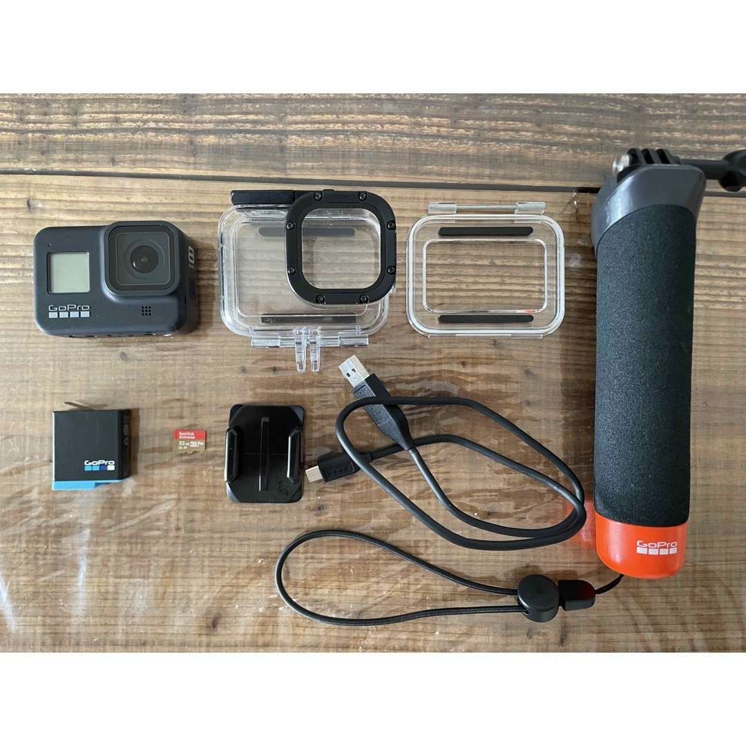 GoPro HERO 8 BLACK バッテリー•SDカード付き 小物セット GoPro HERO 8 BLACK バッテリー•SDカード付き 小物セット