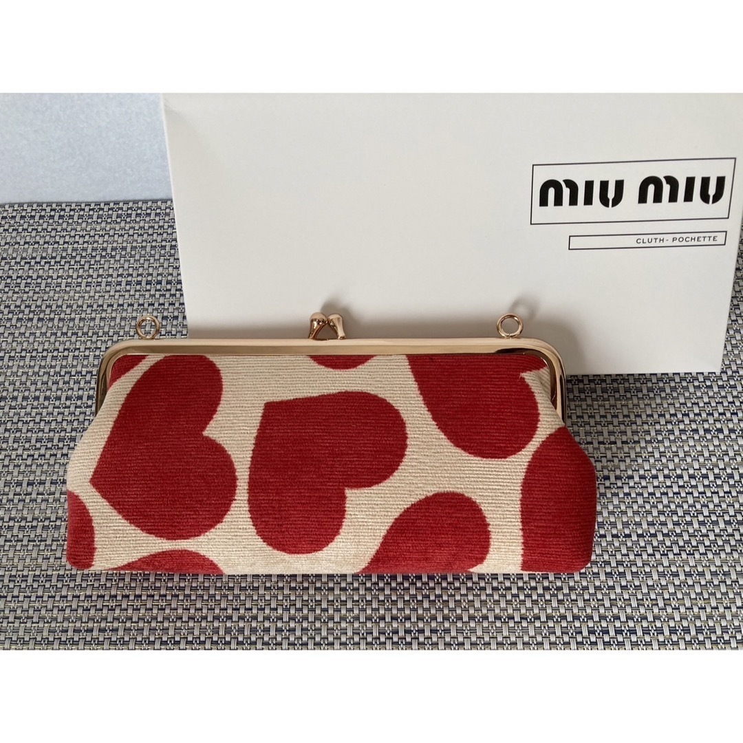 MIU MIU - 【MiuMiu】ミュウミュウ ノベルティポーチ ハート柄 MIU MIU - 【MiuMiu】ミュウミュウ ノベルティポーチ ハート柄