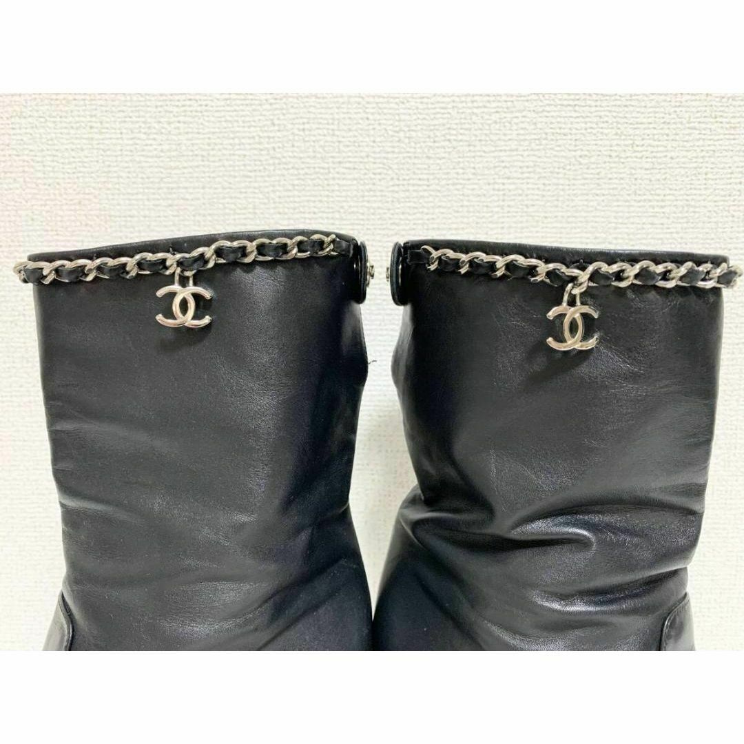 CHANEL - 美品 シャネル CC チャーム チェーン レザー ショート CHANEL - 美品 シャネル CC チャーム チェーン レザー ショート