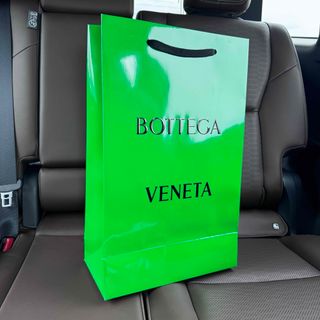 BOTTEGA VENETA(ショップ袋)のフリマアイテム一覧 BOTTEGA VENETA(ショップ袋)のフリマアイテム一覧