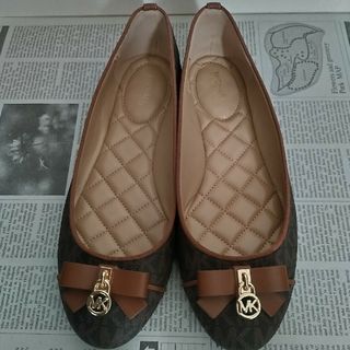 MICHAEL KORS(バレエシューズ)のフリマアイテム一覧 MICHAEL KORS(バレエシューズ)のフリマアイテム一覧
