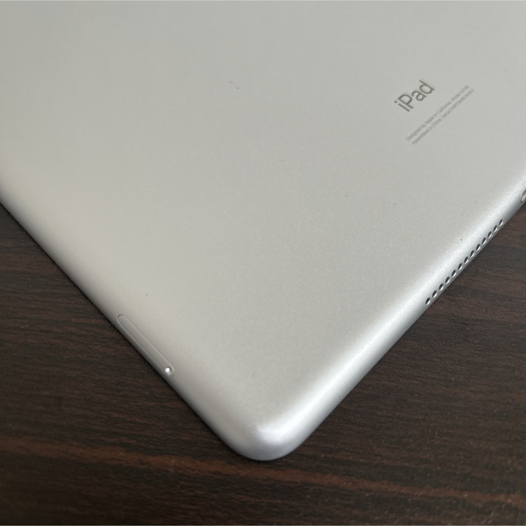 898 電池最良好 iPad7 第7世代 32GB SIMフリー 898 電池最良好 iPad7 第7世代 32GB SIMフリー