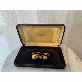 CELINE(ブローチ/コサージュ ・ ゴールド/金色系)のフリマ CELINE(ブローチ/コサージュ ・ ゴールド/金色系)のフリマ