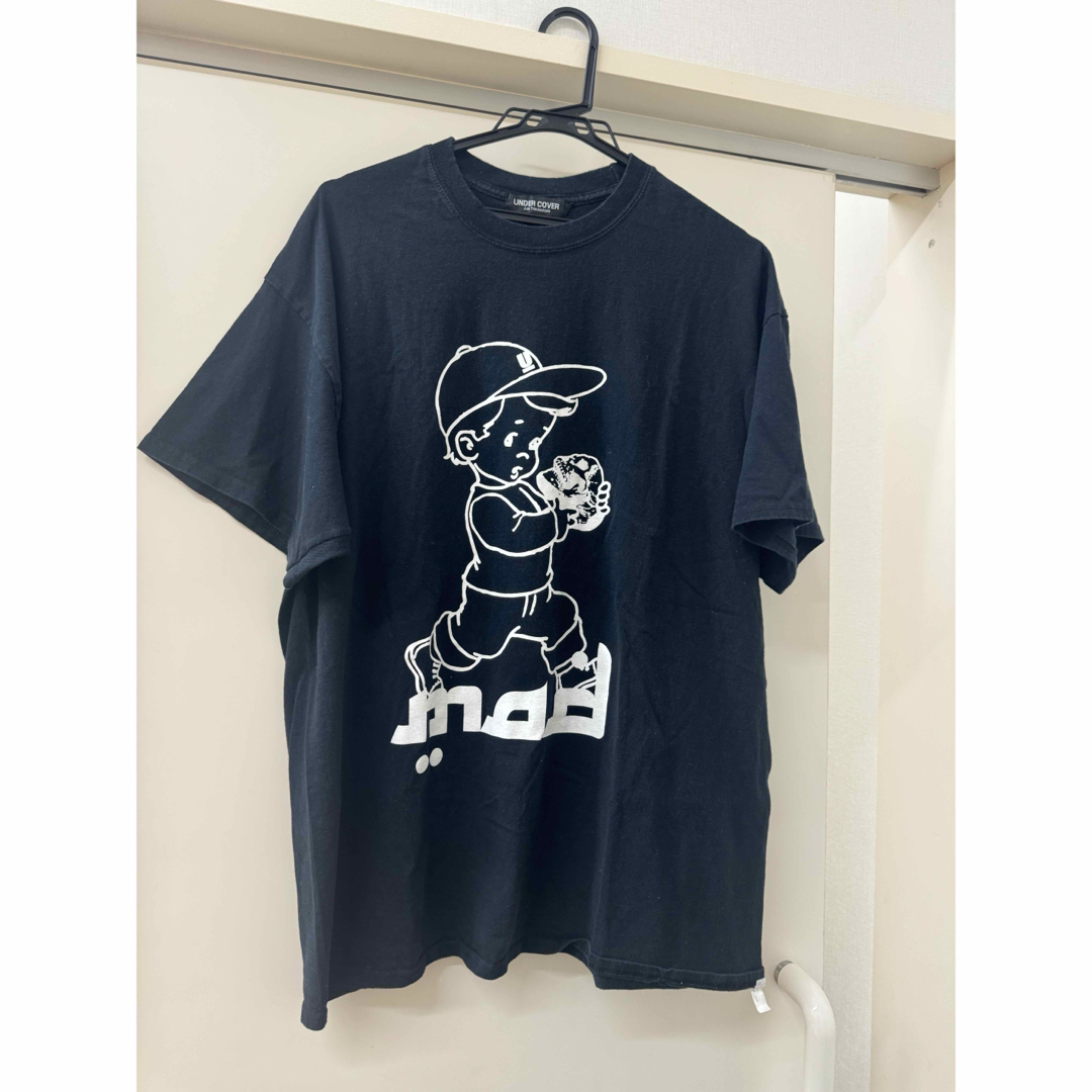 UNDERCOVER - UNDERCOVER キャラクター プリント Tシャツ 黒の UNDERCOVER - UNDERCOVER キャラクター プリント Tシャツ 黒の
