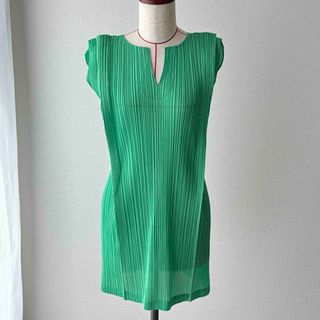 PLEATS PLEASE ISSEY MIYAKE - pleats please ワンピース PLEATS PLEASE ISSEY MIYAKE - pleats please ワンピース
