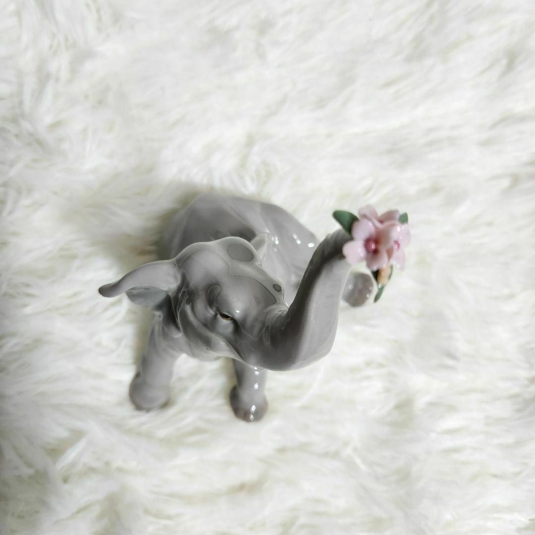 7月購入のほぼ新品】リヤドロ 象 置物 lladro elephantの通販 by 7月購入のほぼ新品】リヤドロ 象 置物 lladro elephantの通販 by