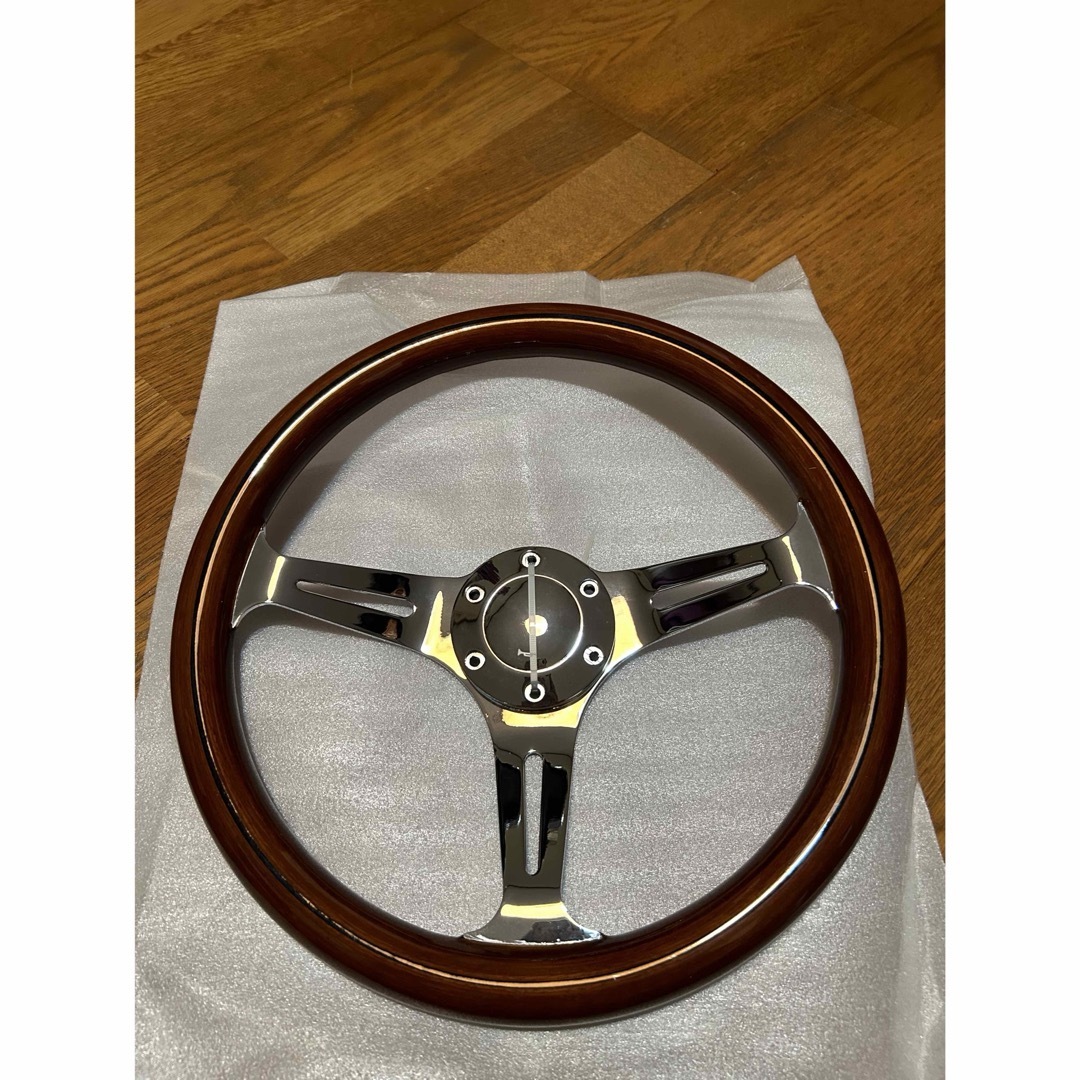 新品未使用 3スポークウッドステアリング 直径約35cm 新品未使用 3スポークウッドステアリング 直径約35cm