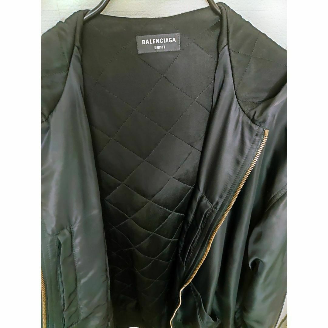 BALENCIAGA - BALENCIAGA パデットジップアップフーディ BALENCIAGA - BALENCIAGA パデットジップアップフーディ